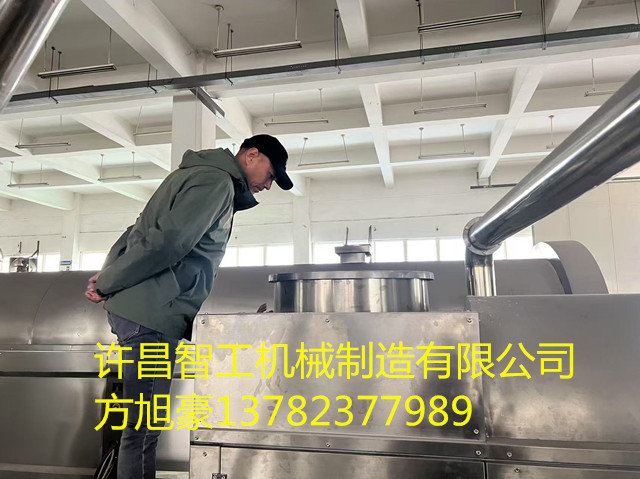 河南客戶(hù)來(lái)廠(chǎng)炒制麥片